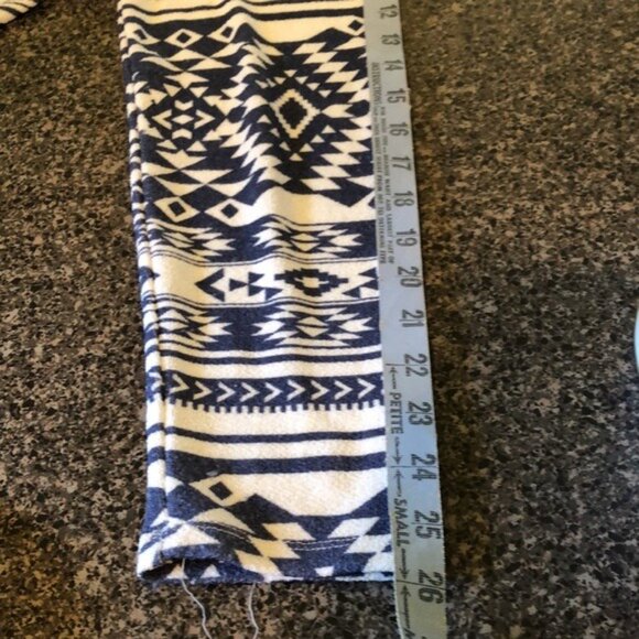 Massini XL Aztec Print Kimono Cardigan Shawl Fringe One Size Fits Most - Picture 9 of 9